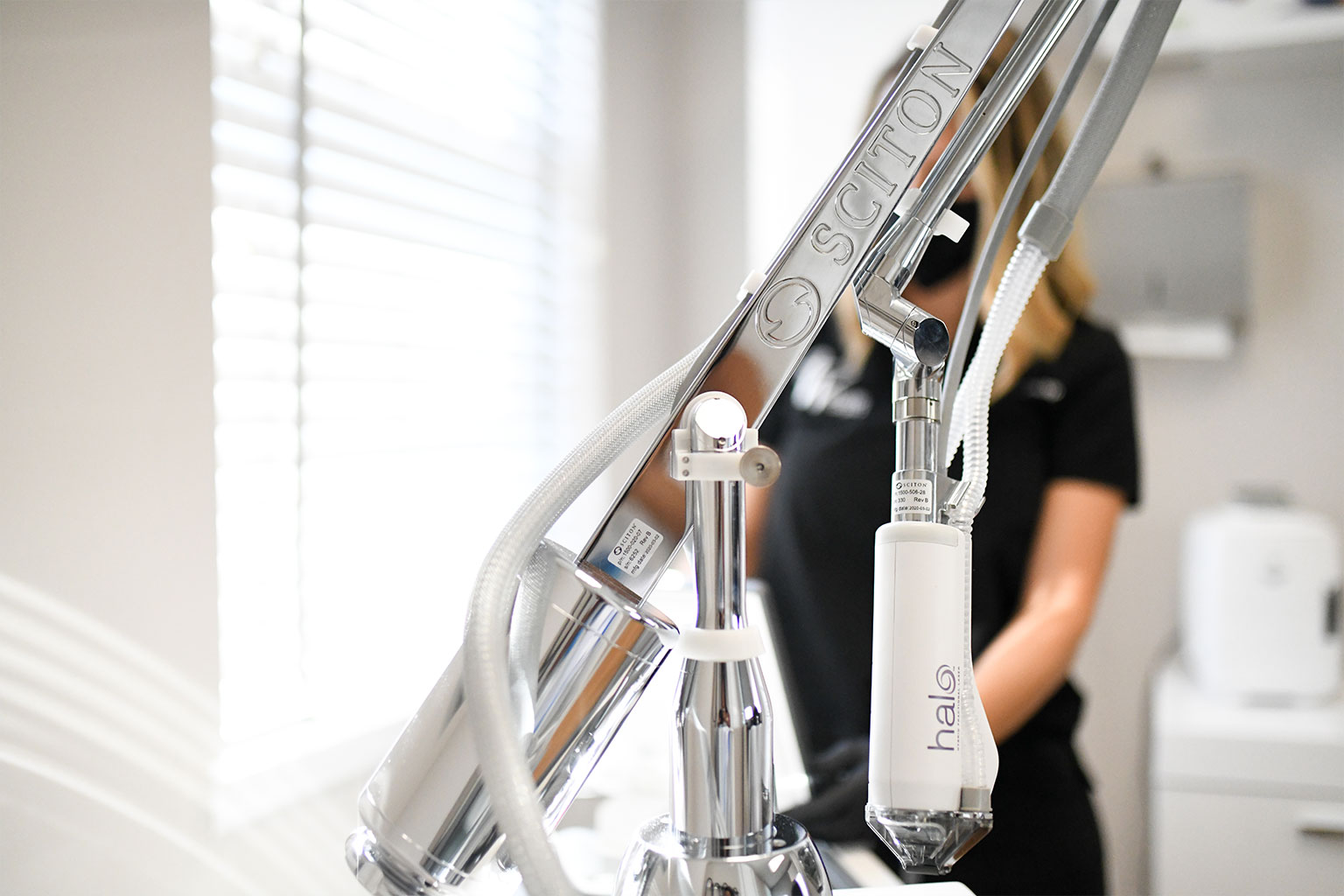 Halo-in-the-AW-Office